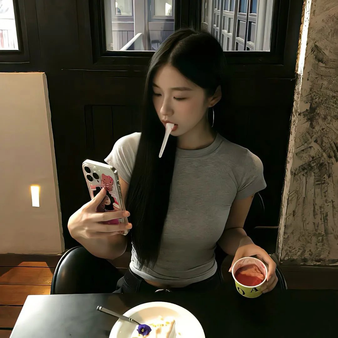 艳阳春水惊鸿